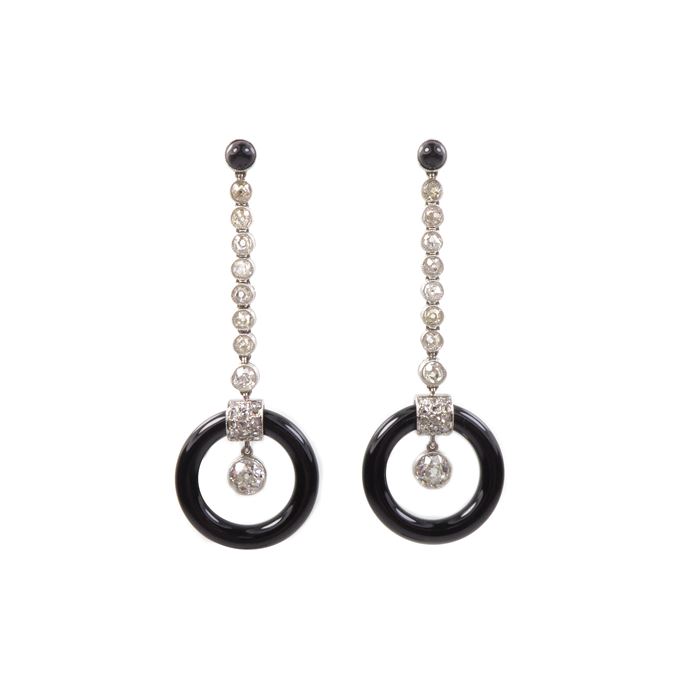 Henri Picq - Pair of Art Deco onyx circle and diamond pendant earrings | MasterArt